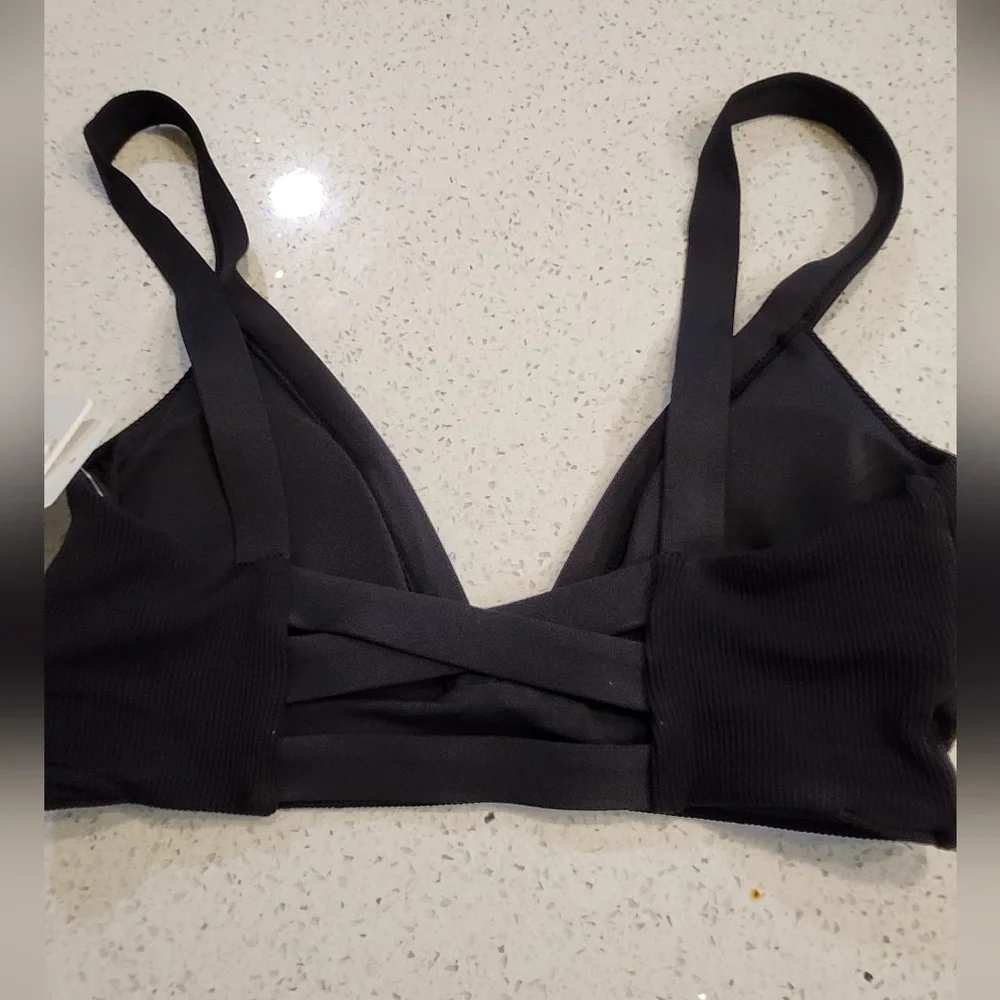 L Space Vera Bikini Top - Picture 10 of 10